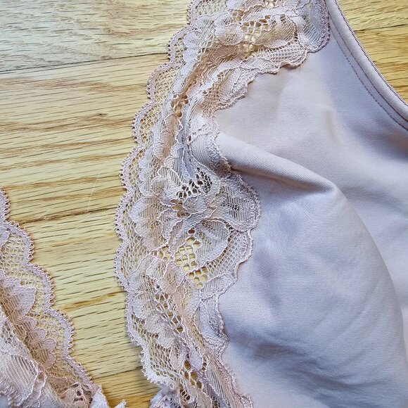 Soma Bra 36D - Picture 6 of 6